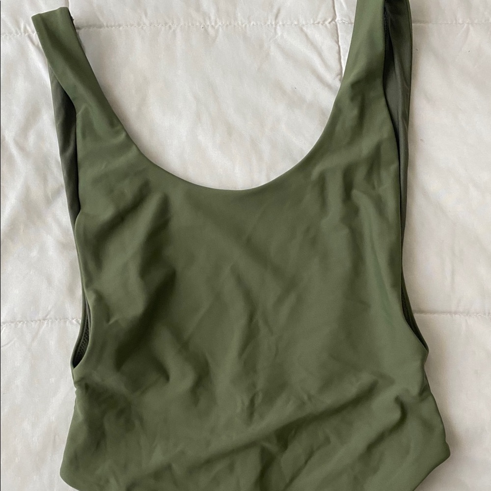 AE Side Scoop One Piece